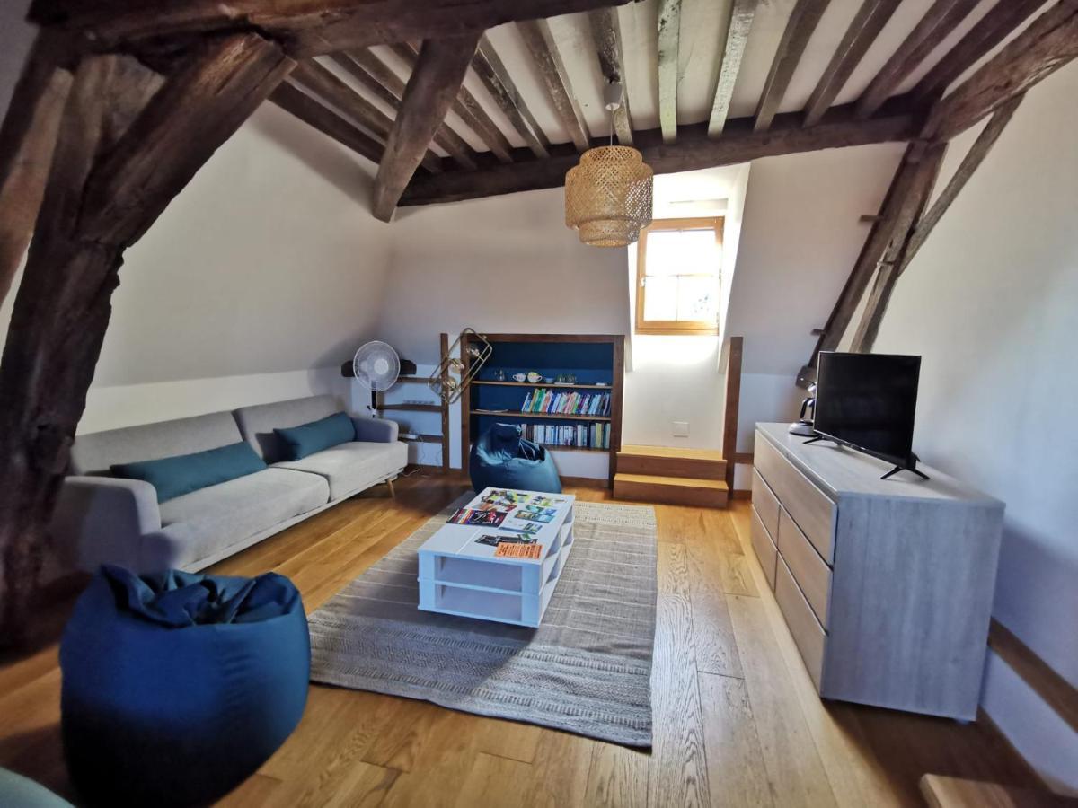 La Ferme De La Terve Bed & Breakfast Bruailles Exterior photo