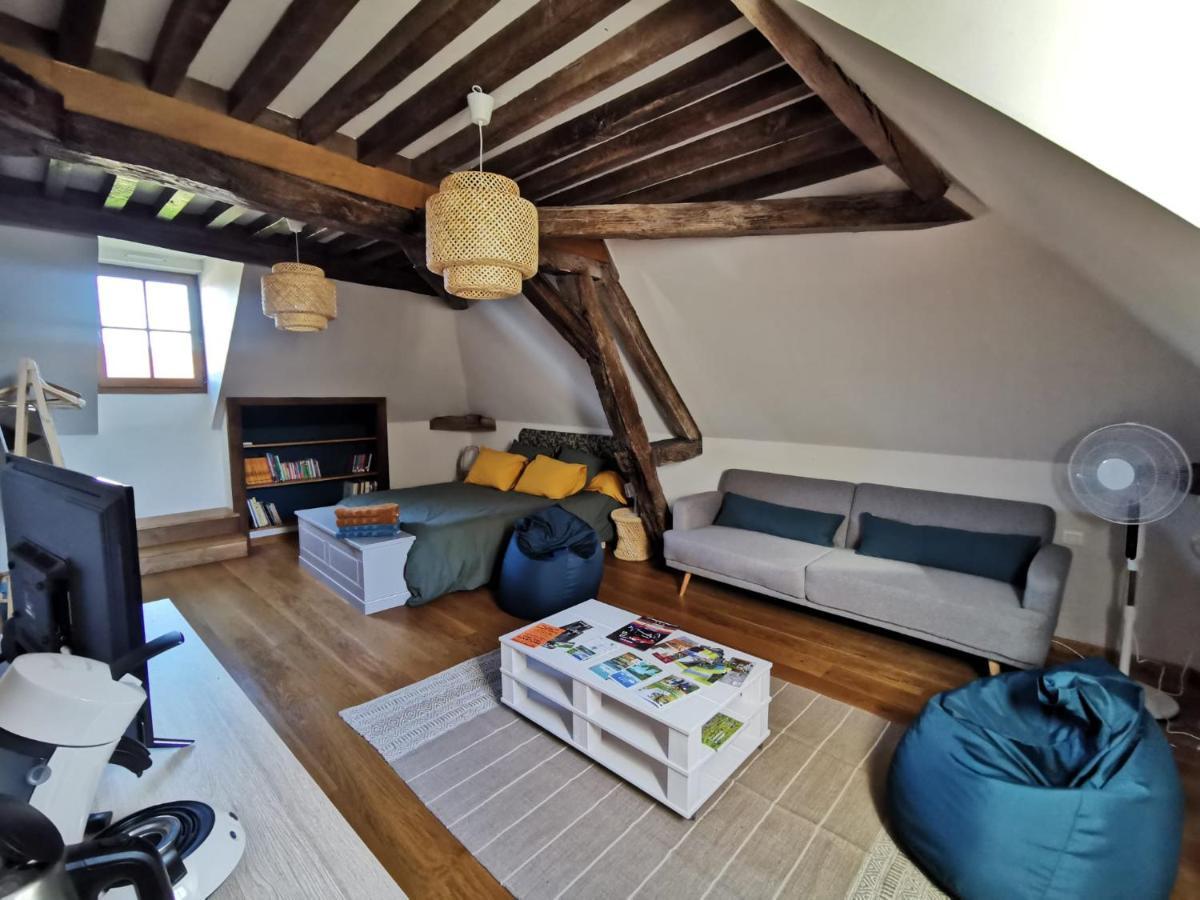 La Ferme De La Terve Bed & Breakfast Bruailles Exterior photo